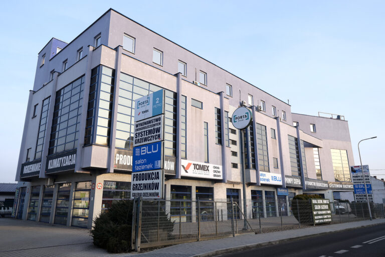 Lokal handlowo-biurowy 720 m²