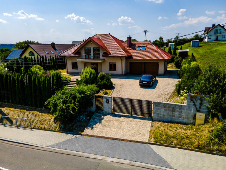 Dom wolnostojący 206 m2 Siedlce, gm. Korzenna